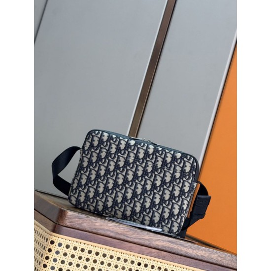 Mirror Quality Replica Dior Rider Shoulder Bag with Oblique Zip Blue Clone
