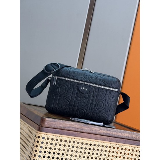 Mirror Quality Replica Dior Rider Shoulder Bag with Zip Black Clone