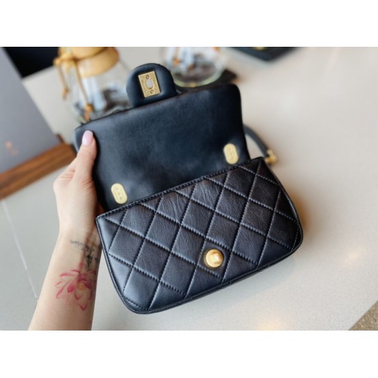 Replica New Mini Crystal Pearls Chain Bag AS2210 Black