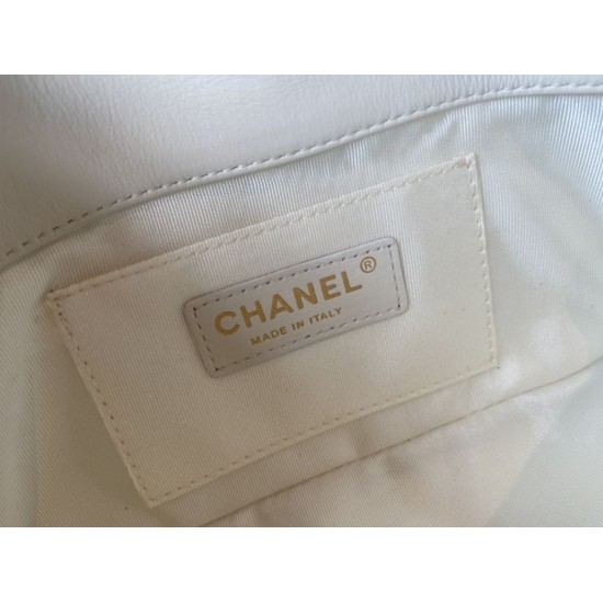 Replica New Mini Crystal Pearls Chain Bag AS2210 White