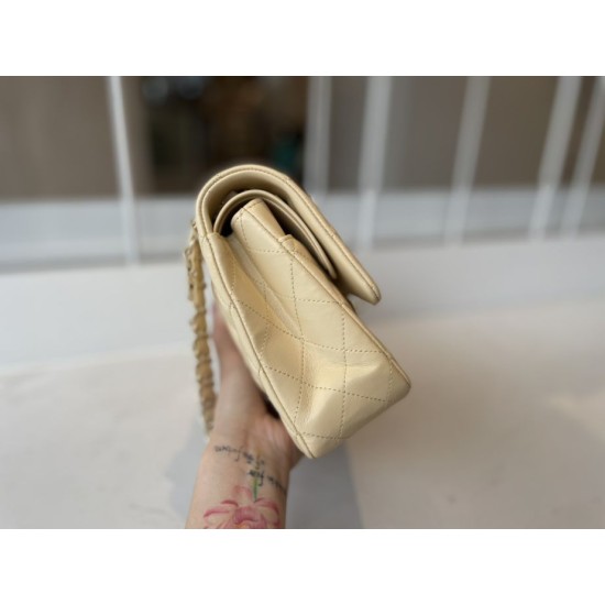 Fake Classic Flap Bag A1112 Apricot Gold Hardware Replica