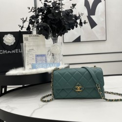 Replica Geometric Flap Bag AS2634 Green
