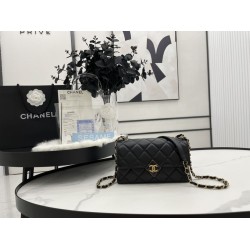 Fake Geometric Flap Bag AS2634 Black Replica