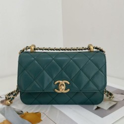 Replica Vintage Mini Flap Bag AS2615 Green