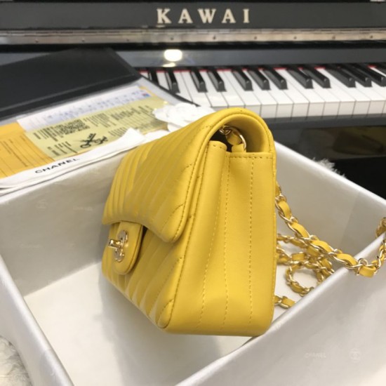 Replica Classic Flap Bag A1116 Yellow