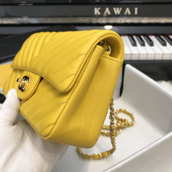 Replica Classic Flap Bag A1116 Yellow