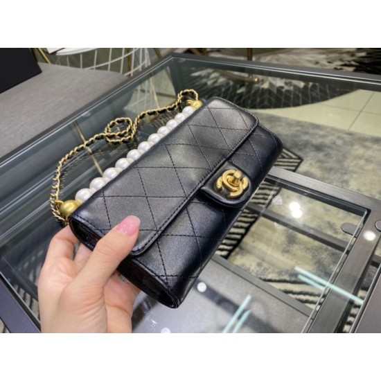 Fake Pearl Short Handle With Chain Clutch AP1001 Black Replica Replica Pearl Short Handle With Chain Clutch AP1001 Black