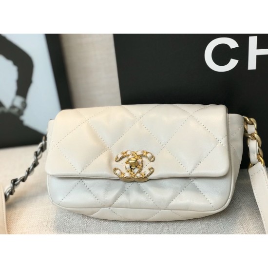 Replica 19 Waist Bag AS1163 White