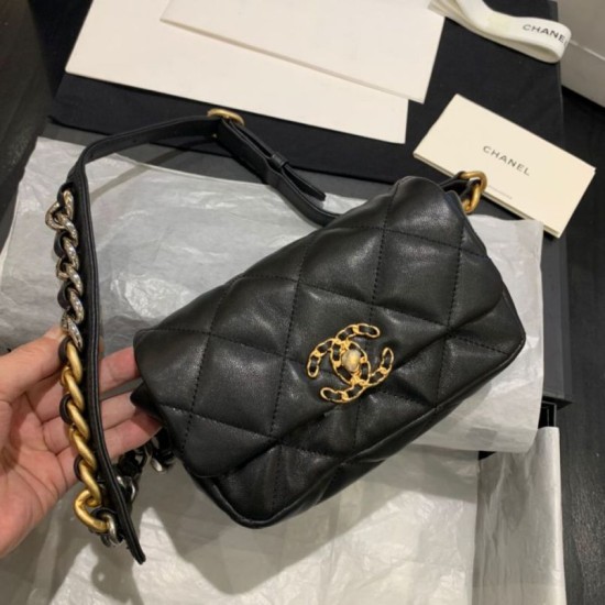Replica 19 Wool Tweed Waist Bag AS1163 Black