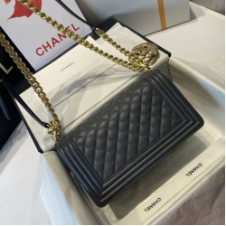 Fake Boy Classic Flap Bag A67086 13 Replica Fake Boy Classic Flap Bag A67086 13 Replica