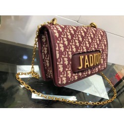 Replica Christian Dior Evolution J'ADIOR Flap Bag M9000 Red Replica Christian Dior Evolution J'ADIOR Flap Bag M9000 Red