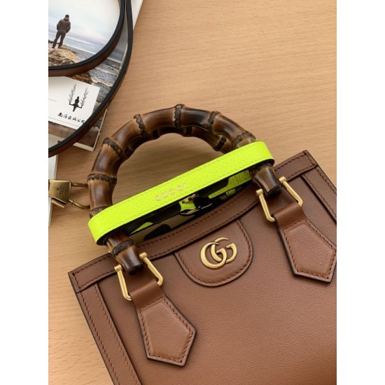 Replica Gucci Diana Mini Tote Bag 655661 Coffee Replica Gucci Diana Mini Tote Bag 655661 Coffee