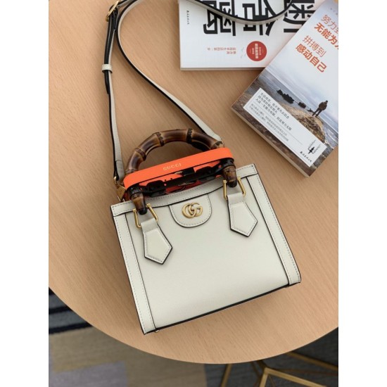 Replica Gucci Diana Mini Tote Bag 655661 beige Fake Gucci Diana Mini Tote Bag 655661 beige Replica