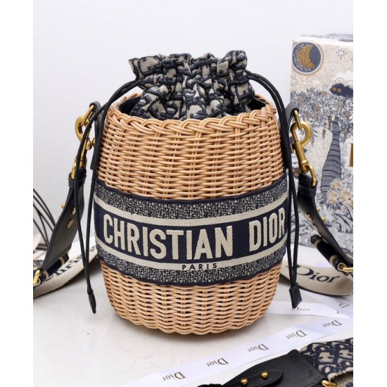 Replica Christian Dior Wicker Bucket Bag Apricot Replica Christian Dior Wicker Bucket Bag Apricot