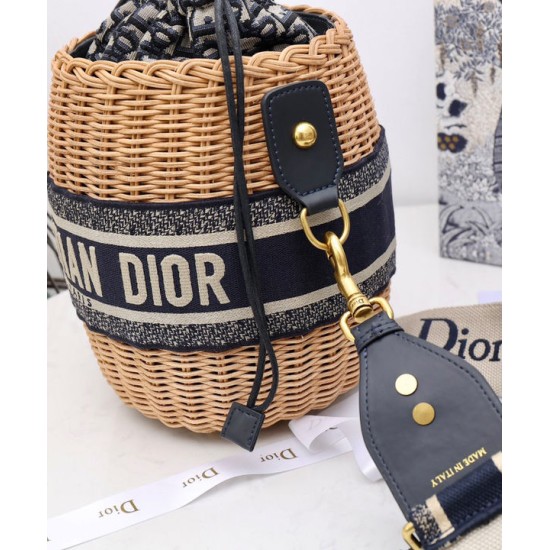 Replica Christian Dior Wicker Bucket Bag Apricot Replica Christian Dior Wicker Bucket Bag Apricot
