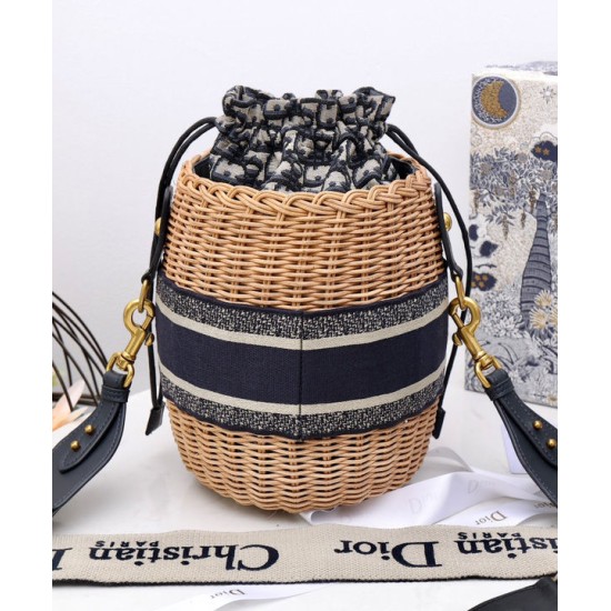 Replica Christian Dior Wicker Bucket Bag Apricot Replica Christian Dior Wicker Bucket Bag Apricot