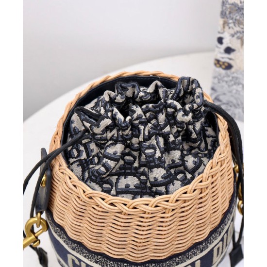 Replica Christian Dior Wicker Bucket Bag Apricot Replica Christian Dior Wicker Bucket Bag Apricot