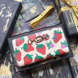 Fake Gucci Zumi Strawberry Print Zip Around Wallet 570661 Replica