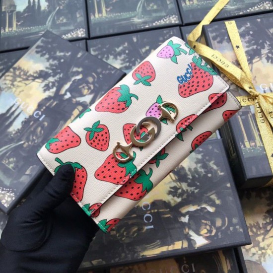 Fake Gucci Zumi Strawberry Print  Wallet 573612 Replica