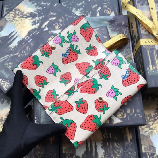 Fake Gucci Zumi Strawberry Print  Wallet 573612 Replica