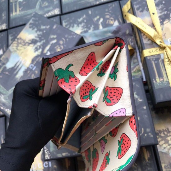 Fake Gucci Zumi Strawberry Print  Wallet 573612 Replica