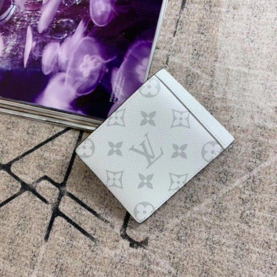 Replica Louis Vuitton Multiple Wallet Taigarama Antarctica M30300 Replica Louis Vuitton Multiple Wallet Taigarama Antarctica M30300
