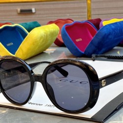 Fake Gucci GG0712SA Retro Sunglass Black Replica