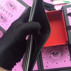 Replica Gucci Bee print GG Supreme wallet 451268
