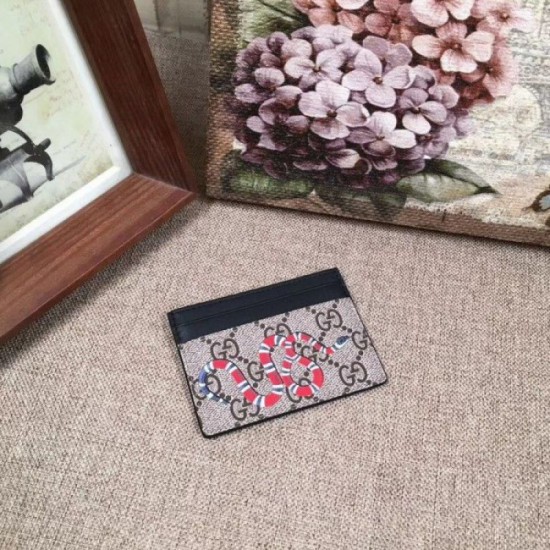 Replica Gucci Kingsnake print GG Supreme card case 451277 Replica Gucci Kingsnake print GG Supreme card case 451277