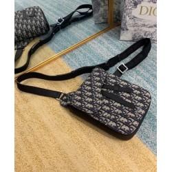 Replica Christian Dior Saddle Pouch Dark Blue Replica Christian Dior Saddle Pouch Dark Blue