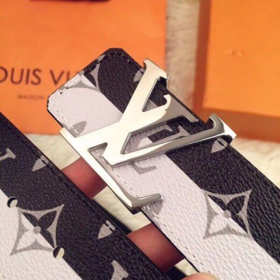 Fake Louis Vuitton Initiales 40mm Belt Monogram MP034Q Replica