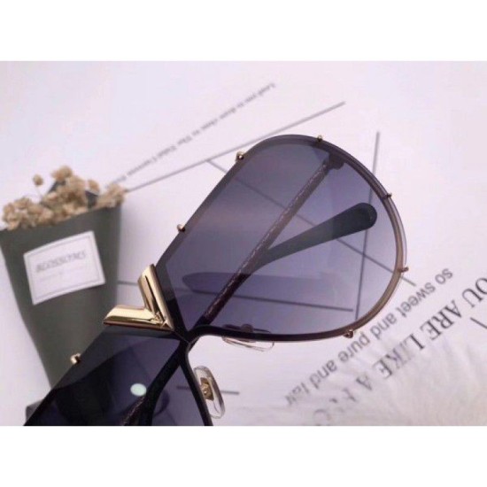 Replica Louis Vuitton Drive Sunglasses Z0897E