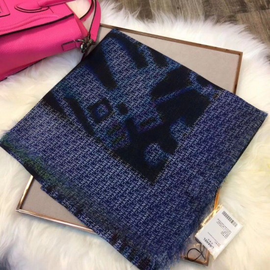 Fake Gucci Square Cashmere Silk Scarf Replica