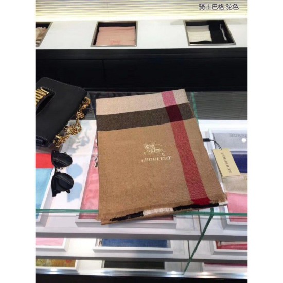 Fake Gucci Classic Large Check Cashmere Scarf Camel Replica