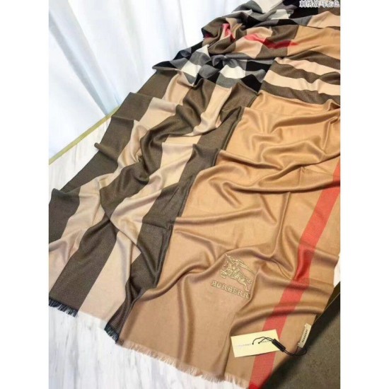 Fake Gucci Classic Large Check Cashmere Scarf Camel Replica