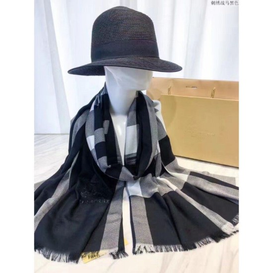 Replica Gucci Classic Large Check Cashmere Scarf Camel