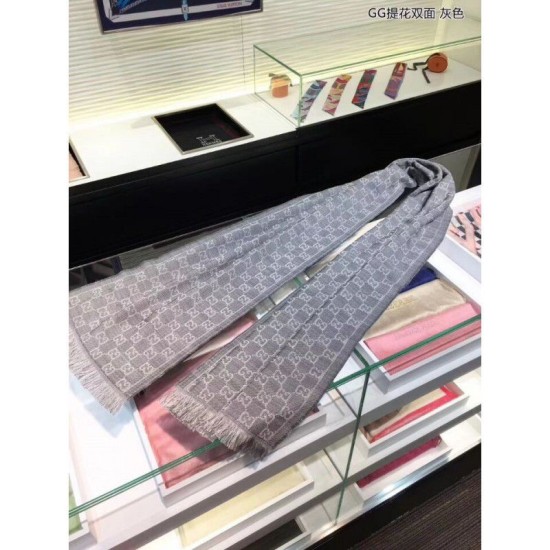 Replica Gucci GG Jacquard Pattern Knit Scarf With Fiinge Men Gray