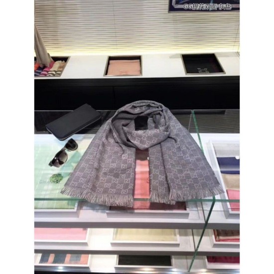 Replica Gucci GG Jacquard Pattern Knit Scarf With Fiinge Men Gray