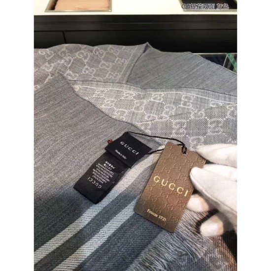 Replica Gucci GG Jacquard Pattern Knit Scarf With Fiinge Men Gray