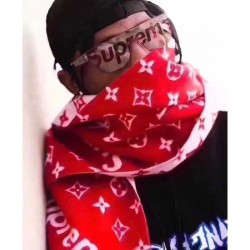 Replica Louis Vuitton  X Superme Cashmere Scarf Red