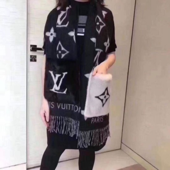 Fake Louis Vuitton Cold Reykjavik Scarf M74353 Replica