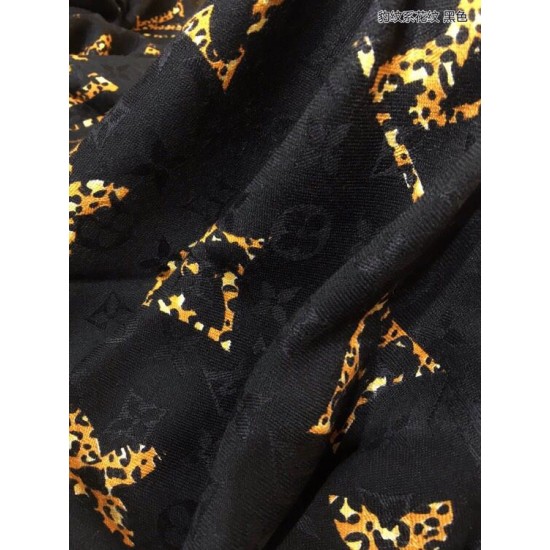 Fake Louis Vuitton Giant Jungle Monogram Shawl M75882 Replica