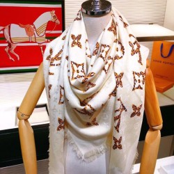 Replica Louis Vuitton Giant Jungle Monogram Shawl M75883