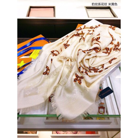 Replica Louis Vuitton Giant Jungle Monogram Shawl M75883