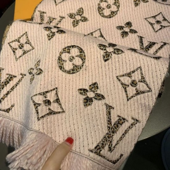 Fake Louis Vuitton Giant Jungle Logomania Scarf M75884 Replica