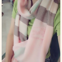 Replica Burberry Classic Check Cashmere Shawl 70 x 200 Pink