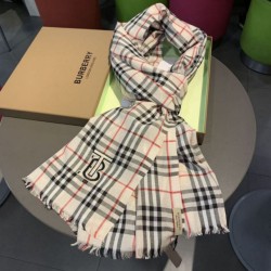 Replica Burberry TB Check Horseferry Cashmere Shawl 70 x 200 Black