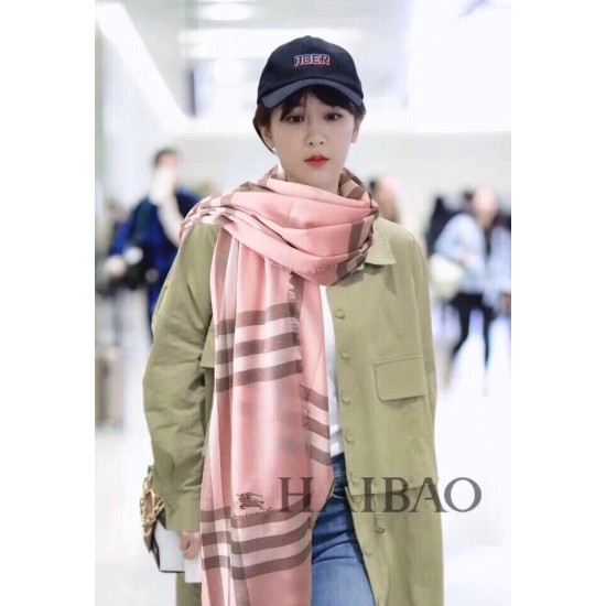 Replica Burberry Classic Check Cashmere Shawl 70 x 220 Pink