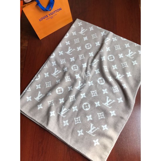 Replica Louis Vuitton Monogram Blanket Tea