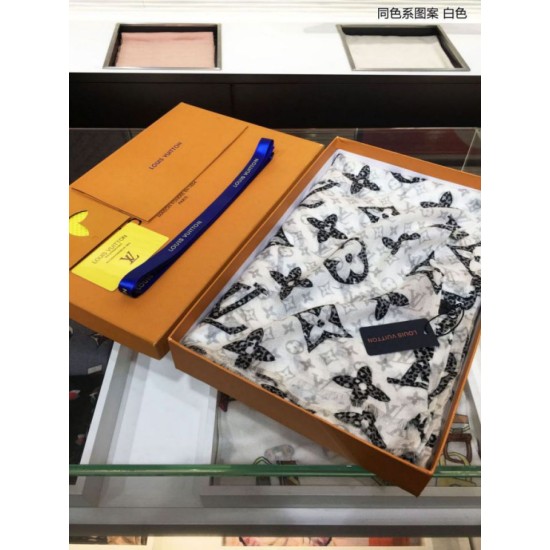 Replica Louis Vuitton Monogram Giant Jungle Shawl 110 x 200 White
